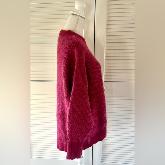 Banana Republic Oversized Fuzzy Sweater - Picture 5 of 7